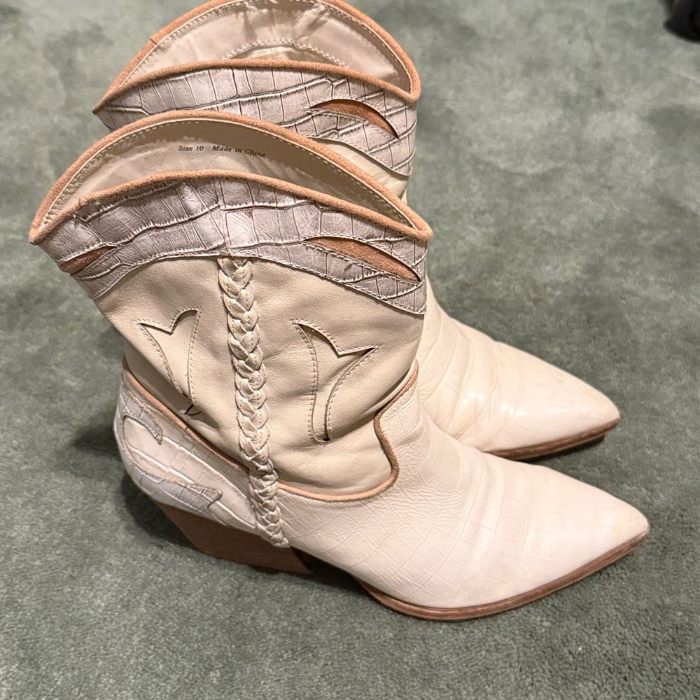 Dolce Vita Boots